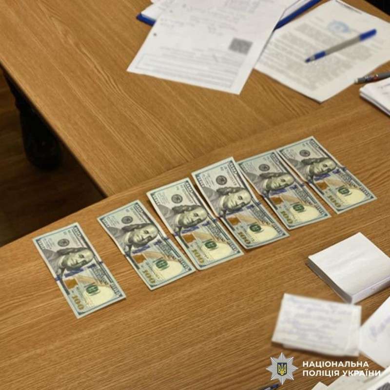 На Буковині затримали депутата, який заробляв на ухилянтах