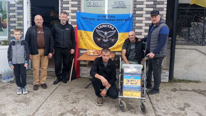 Буковинець майже тиждень провів у дорозі та зібрав понад 220 тисяч гривень для ЗСУ