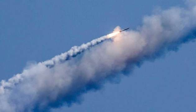 В Ізюмі росіяни вдарили по цивільному підприємству